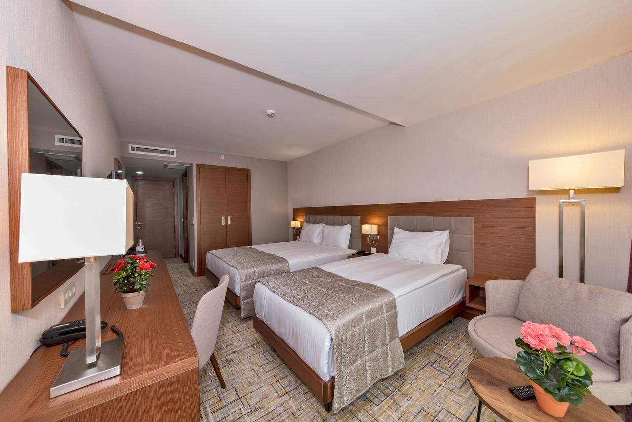 Land Park Hotel Istanbul Bagian luar foto