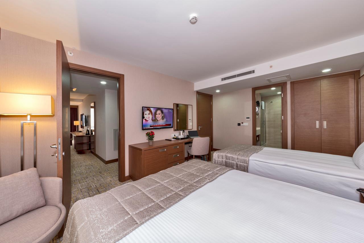 Land Park Hotel Istanbul Bagian luar foto
