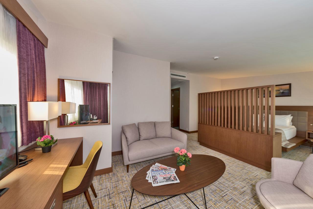 Land Park Hotel Istanbul Bagian luar foto
