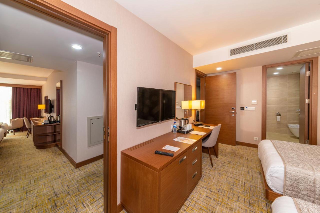 Land Park Hotel Istanbul Bagian luar foto